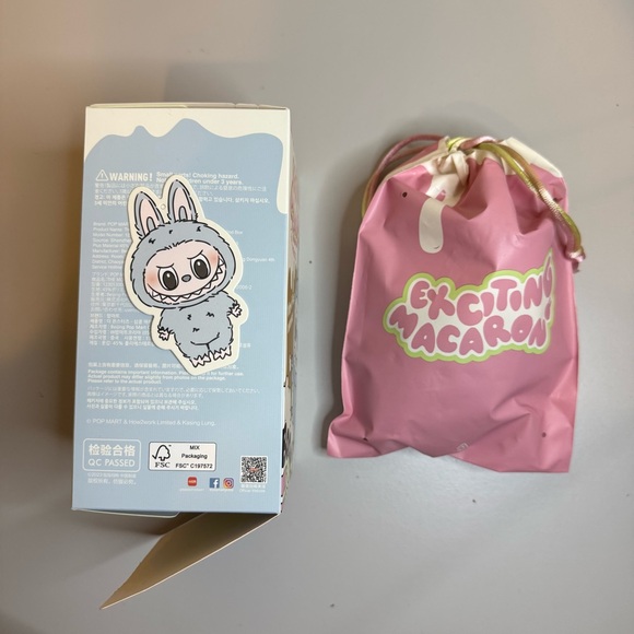 POP MART The Monsters Exciting Macaron SEA SALT COCONUT Labubu - Picture 3 of 3